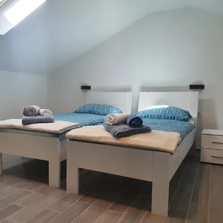 Tatil Evi House Grohot Vrbnik (Primorje-Gorski Kotar)